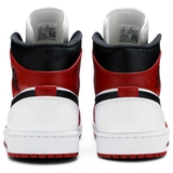 Jordan 1 Mid 'Chicago'