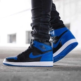 Giày Jordan 1 Mid 'Hyper Royal'
