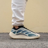 Yeezy 700 V3 'Suối Nguồn'