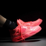 Jordan 4 Retro 'Hoa Anh Đào'