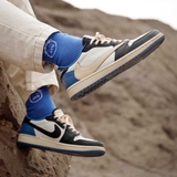 Travis Scott x Fragment Design x Jordan 1 Low 'Royal Blue'