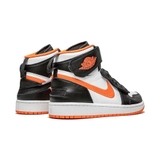 Jordan 1 High FlyEase 'Turf Orange'