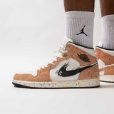 Jordan 1 Mid SE 'Thư Pháp'