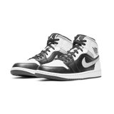 Jordan 1 Mid 'Ảo Ảnh'