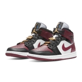 Jordan 1 Mid SE 'Gold Pendants'
