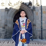 Áo Poncho Gucci 'Big Logo'