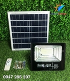 Đèn pha năng lượng mặt trời 60W