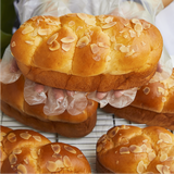Bánh Mì Hoa Cúc