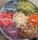 Mứt dừa non 5 vị ( lá dứa, gấc, vani, lá cẩm, cafe)