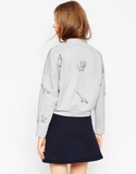 Áo nỉ thêu hình Asos