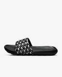 Nike Victori One- Pattern Chữ Nike