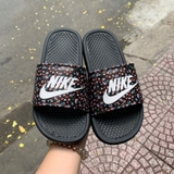 Nike Hoa Nhí