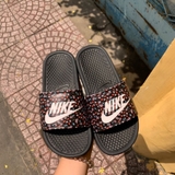 Nike Hoa Nhí