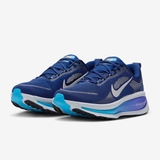 Nike Vomero 18
