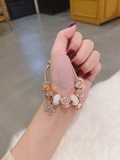 Vòng tay pandora charm hoa tuyết vàng hồng