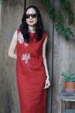 Đầm linen thêu hoa kim tuyến VICTORIA MaxMessi