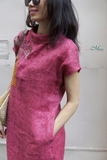 Đầm cổ lọ thêu tay linen loang thêu vai