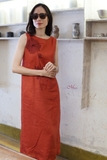 Đầm linen thêu hoa kim tuyến VICTORIA MaxMessi