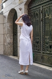 A268EMB Áo linen cổ tim xẻ giữa REGAN EMB