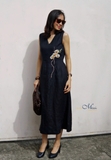 G115 Đầm linen cổ tim thêu lan hồ điệp
