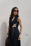 G115 Đầm linen cổ tim thêu lan hồ điệp