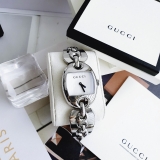 ĐỒNG HỒ NỮ GUCCI YA121502 DÂY KIM LOẠI