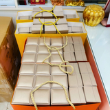 Cài áo logo thương hiệu ngân hàng BIDV