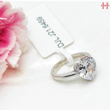 Nhẫn nữ trái tim