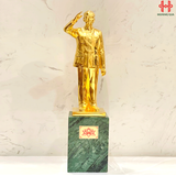 Tượng Bác Hồ mạ vàng 24K