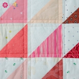 Chăn Quilt Tam Giác Ngọt Ngào