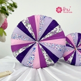 Gối bí viền khổng lồ