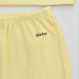 bo-quan-ao-dai-tay-cuc-bam-vai-mau-vang-boube-vai-cotton-organic