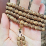 CHUỖI TRÀNG 108 HẠT TRẦM HƯƠNG TỰ NHIÊN SIZE 7 LY