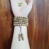 VÒNG TAY TRẦM HƯƠNG TỰ NHIÊN VIP 108 HẠT 8 LY - VIP