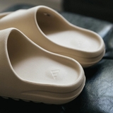 Dép Adidas Yeezy Slide Bone 2022 FZ5897