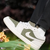 Giày Nike Air Jordan 1 Low SE Medium Olive Sail HV4089-201 - HV4396-201