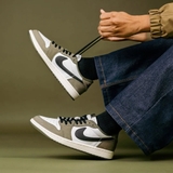 Giày Nike Air Jordan 1 Retro Olive Summit HQ6998-200