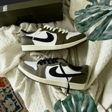 Giày Nike Air Jordan 1 Retro Olive Summit HQ6998-200