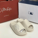 Dép MLB Skipper New York Yankees Cream 3ALPS0153-50IVS