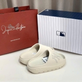 Dép MLB Skipper New York Yankees Cream 3ALPS0153-50IVS