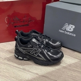 Giày New Balance 1906R Black Silver Metallic M1906RCH