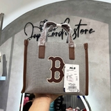 Túi MLB Canvas Small Tote Boston D.Brown 3AORS062N - 43BRD