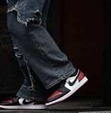 Giày Nike Air Jordan 1 Low Bred Toe 553558-161