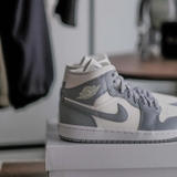 Giày Nike Air Jordan 1 Mid Grey Sail BQ6472-115
