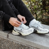 Giày Nike V2K Run Summit White Metallic Silver FD0736-100