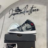 Giày Nike Air Jordan 1 Mid Shadow Red 554725-096