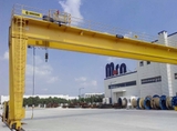 CỔNG TRỤC