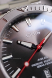 ORIS AQUIS DATE RELIEF GREY 01 733 7730 4153-07 8 24 05PEB - QUA SỬ DỤNG