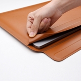 Túi da PU chống sốc WiWU Skin Pro Slim 13.3-16 inch dành cho Macbook, có giá đỡ di động và nắp từ.