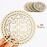 2 round wooden panels engraved with patterns to make Camaron bags